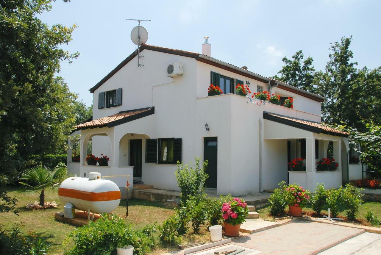 Apartmani Bauk Porec Esterno foto